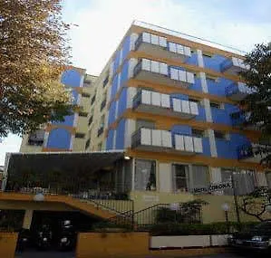Hotel Corona מלון רימיני