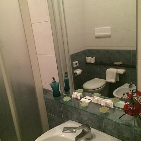 Hotel Corona ريميني