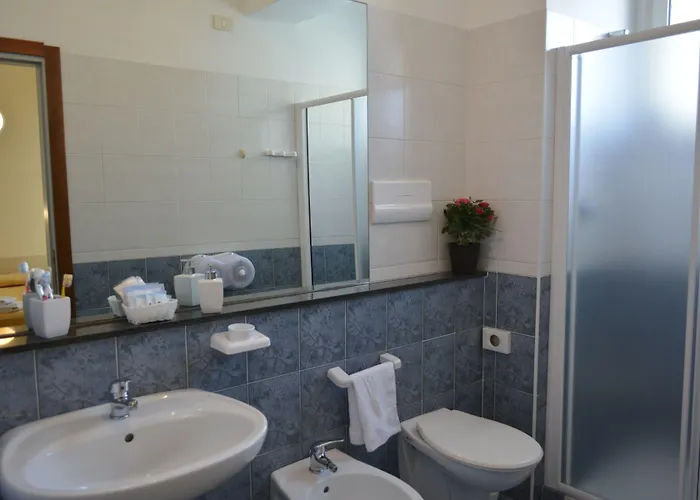 Hotel Corona 3*