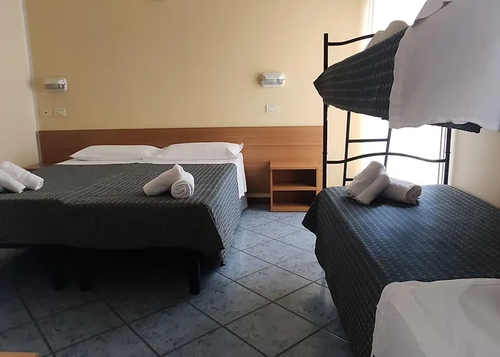 Hotel Corona 리미니