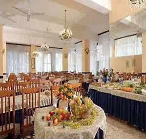 Hotel Corona 3*