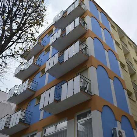 Hotel Corona 3*