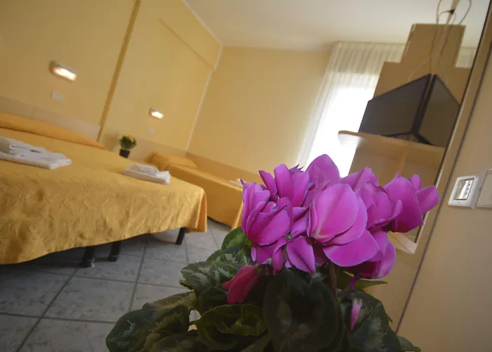 Hotel Corona 3* Rimini