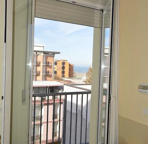 Otel Hotel Corona 3*