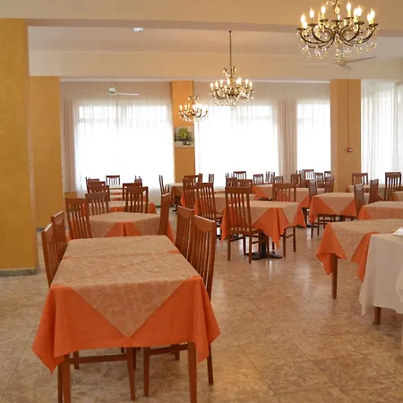 Hotel Corona Hotel